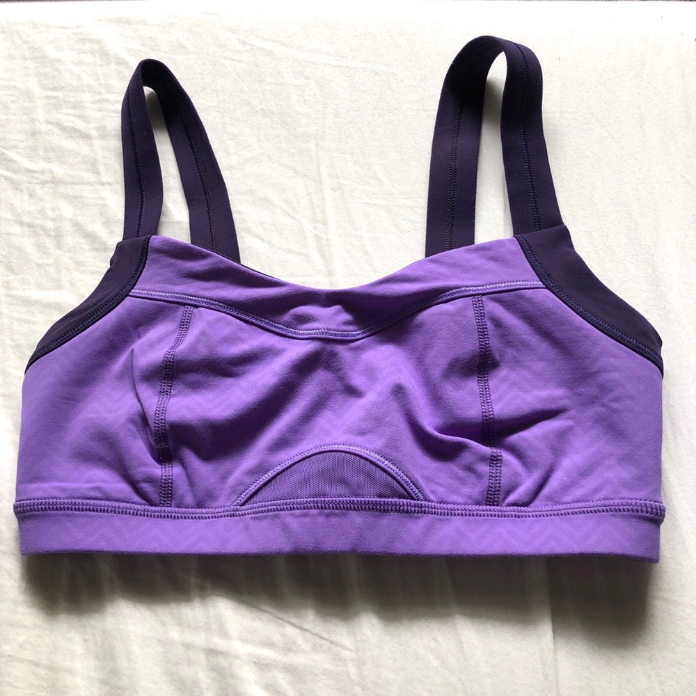 Purple lululemon sports bra with adjustable straps